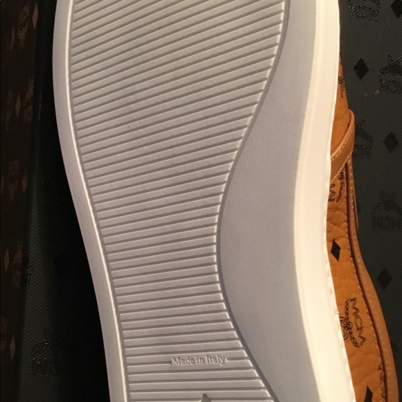 MCM Men’s Slip On Sneakers in Visetos - Picture 5 of 6